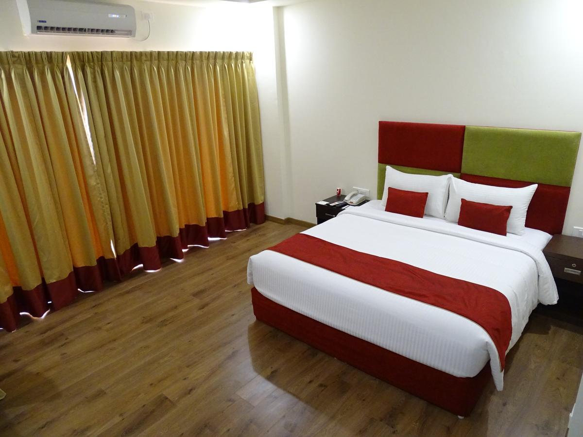 Kanva Star Resorts Nelamangala Extérieur photo